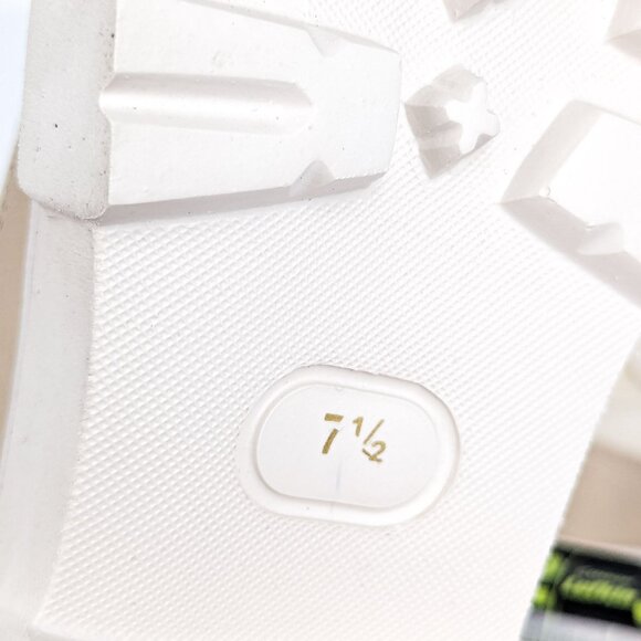 Seychelles Women Cream Leather Elastic Panel Chelsea Lug Boot size 7.5 - Picture 8 of 8